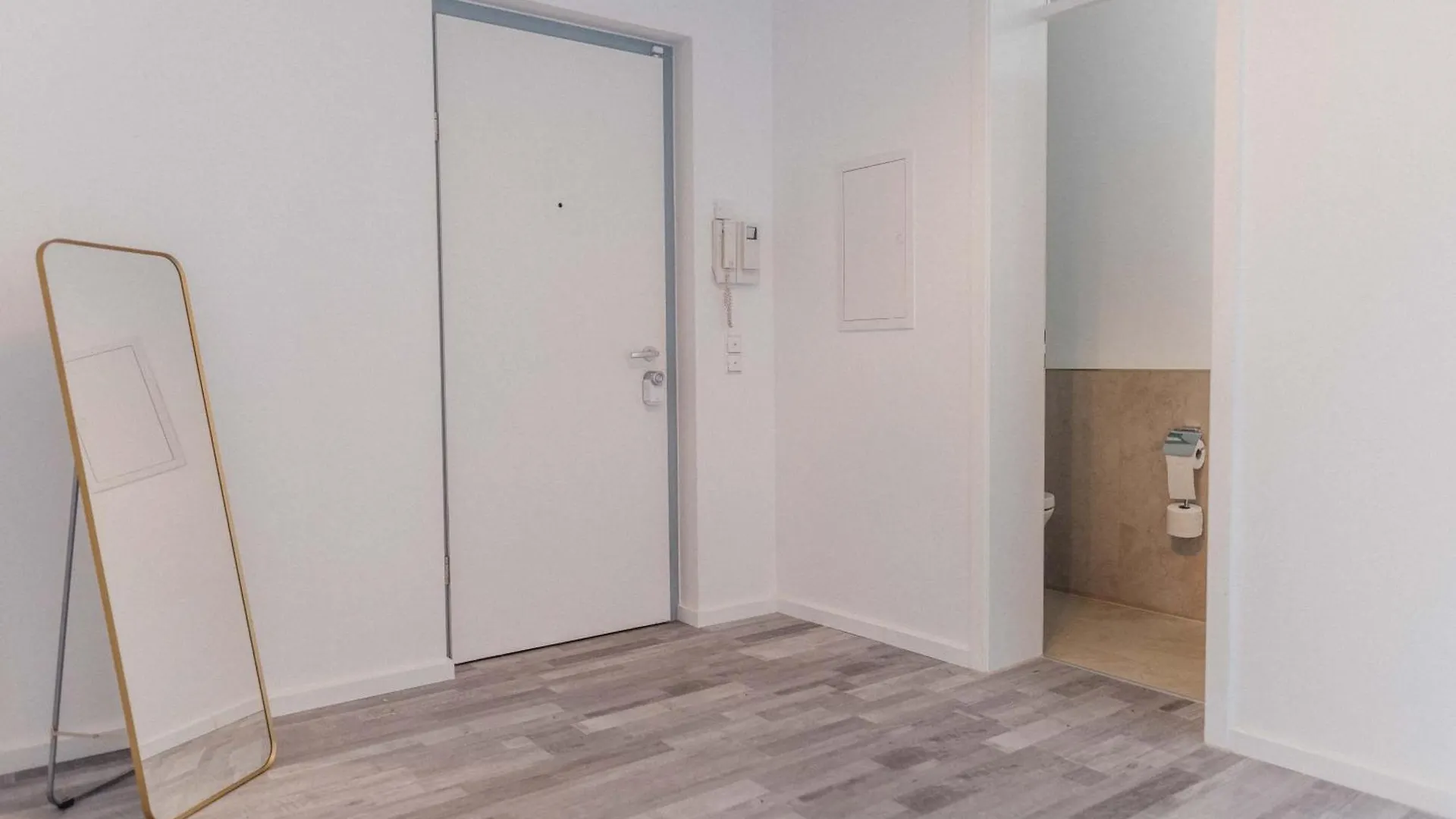 Luxury 4 Bedroom Apartment/Therme Erding/Parking Apartment Erding
